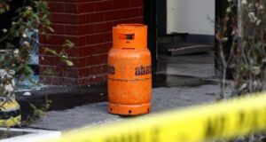 Delincuentes sustraen cilindros de gas y herramientas desde viviendas en calle Caupolicán en Pitrufquén