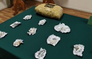 Incautan marihuana, cocaína, hongos alucinógenos y más de 3 mil cajetillas de cigarrillos de contrabando en el centro de Temuco