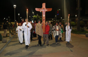 Unidad y fe marcaron el vía crucis organizado por la Diócesis de Villarrica