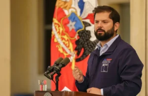 Presidente Boric decreta tres días de duelo nacional por muerte del Papa Francisco y confirma viaje de delegación al Vaticano