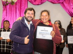 43 mujeres de Teodoro Schmidt se certifican en hortalizas, huertos urbanos y gastronomía