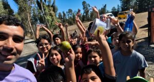 Día de la actividad física: estudiantes de la escuela Mune Bajo de Pitrufquén disfrutan de juegos, caminata y alimentación saludable