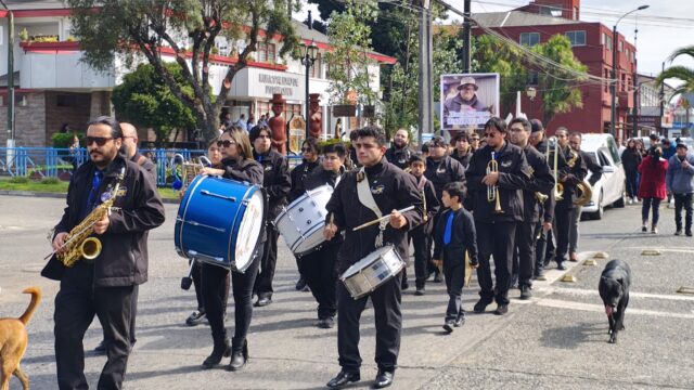 Con música y emoción, la comuna de Pitrufquén despide a Kevin Meza Pérez: el corazón del bombo que nunca dejará de sonar