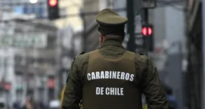 Detienen a un hombre en Temuco que fue sorprendido grabando a sus arrendatarios desde un cielo falso