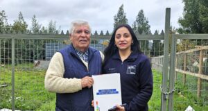 En el mes de las abejas; Bienes Nacionales entrega concesión a apicultores de Lumaco