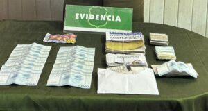 Carabineros detienen a estafadores que intentaban engañar a adulto mayor en día de pago en Freire