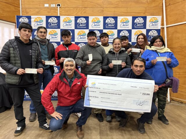 Cien jóvenes de la comuna de Cholchol son beneficiados con becas para sus estudios superiores