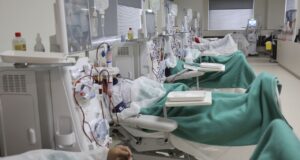 Gorbea avanza en gestiones para contar con su primer centro de diálisis en Quitratúe