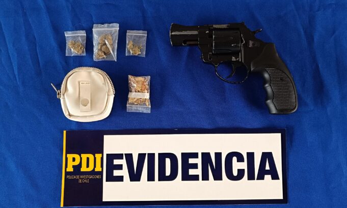 Detienen en Villarrica a sujeto con amplio prontuario por usurpación de inmueble: mantenía drogas y arma de fuego en la vivienda