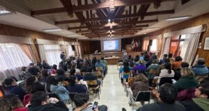 Docentes de Freire se interiorizaron respecto del traspaso de los servicios educativos a los SLEP