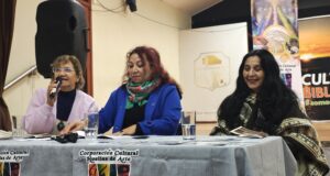 Relatos de mujeres valientes: dos escritoras de Pitrufquén convierten sus recuerdos en libros para la comunidad