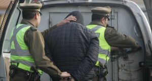 En Pitrufquén detienen a cuatro personas por robo con violencia a madre e hijos: víctima fue golpeado con una piedra