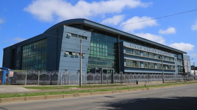 Familia de Benjamín Ormazábal presenta querella para esclarecer eventuales omisiones tras su fallecimiento en liceo de Temuco