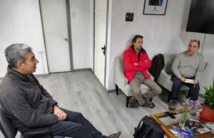 Alcalde de Freire se reúne con Fundación para la Superación de la Pobreza para impulsar nuevas iniciativas