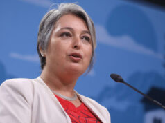 Jeannette Jara gana con amplia mayoría y se convierte en la candidata presidencial del oficialismo