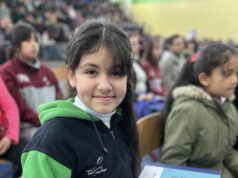 Programa del Ministerio de Educación es implementado por Junaeb: partió la entrega de computadores del programa becas Tic