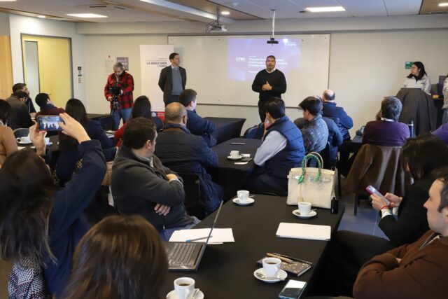 Realizan taller del PTI La Araucanía para priorizar brechas y fortalecer la construcción de vivienda social