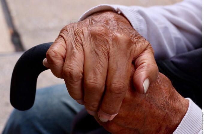 Cierran residencia de adultos mayores en la comuna de Villarrica por graves deficiencias sanitarias