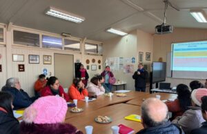 Entregan importantes herramientas de manejo de viveros a pequeños productores locales de Freire