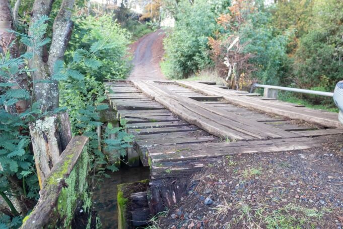 Puente Llollelhue de Teodoro Schmidt se repararía próximamente: autoridades locales anuncian intervención urgente