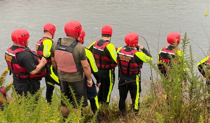 Bomberos de Coipue y Radal alcanzan importante certificación en rescate en aguas rápidas e inundaciones