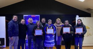 Platería y joyería mapuche: 20 personas fueron certificadas en Pitrufquén en oficios con identidad cultural