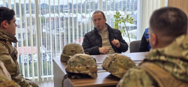 Preparativos ante alerta por riesgo de tsunami en la comuna de Toltén movilizan a autoridades y comunidad