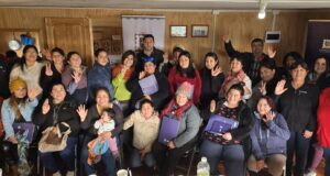 Gobierno de La Araucanía comparte avances de la Política Pública Regional de Fomento Productivo con mujeres de la pesca artesanal