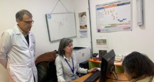 120 pacientes del nodo lacustre fueron beneficiados en operativo de Reumatología realizado en Villarrica y Pucón