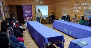 Programa Jefas de Hogar desarrolla taller de autocuidado emocional en Freire