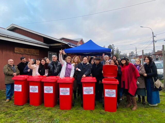 Villa Los Poetas recibe proyecto de contenedores domiciliarios con apoyo del gobierno regional y la municipalidad de Pitrufquén
