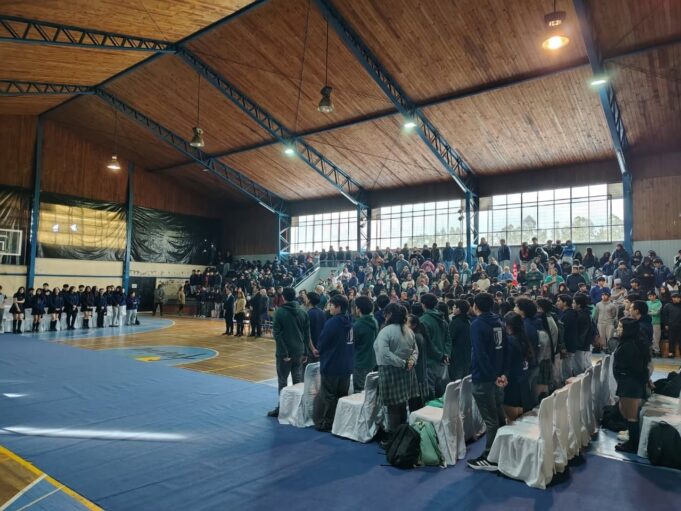 Una jornada de aplausos: Liceo Bicentenario Juan Schleyer de Freire reconoció logros de sus estudiantes