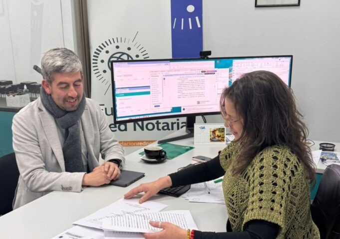 Municipalidad de Freire avanza en importante proyecto habitacional “Nueva Freire” con firma de contrato de servidumbre