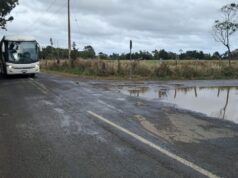 En Teodoro Schmidt despliegan operativo de evacuación tras alerta de tsunami, pero vecinos se resisten a dejar sus hogares