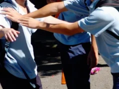 Estudiante fue agredido por grupo de jóvenes a las afueras de liceo en Pitrufquén