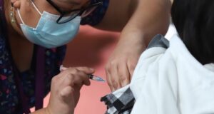 En pleno proceso se encuentra la campaña de vacunación escolar 2025 en Villarrica