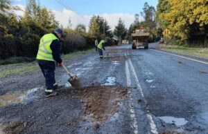 Alcalde de Freire exige que Vialidad y empresa global cumplan con la ruta S-61