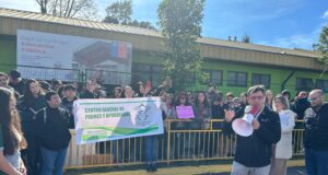 Complejo Educacional Carlos Holzapfel (CECH) de Pucón retomó sus actividades tras «día de paro»