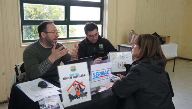 Municipio de Pitrufquén en terreno: primer plan de difusión y promoción de servicios municipales en el sector costa