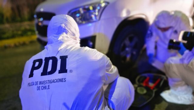 Dos detenidos por homicidio en Victoria: víctima murió tras agresión en la vía pública con cuchillos