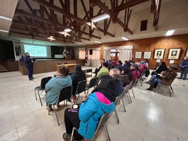 Emprendedores de Freire se informaron acerca de los requisitos para obtener la resolución sanitaria para la comercialización de agroelaborados
