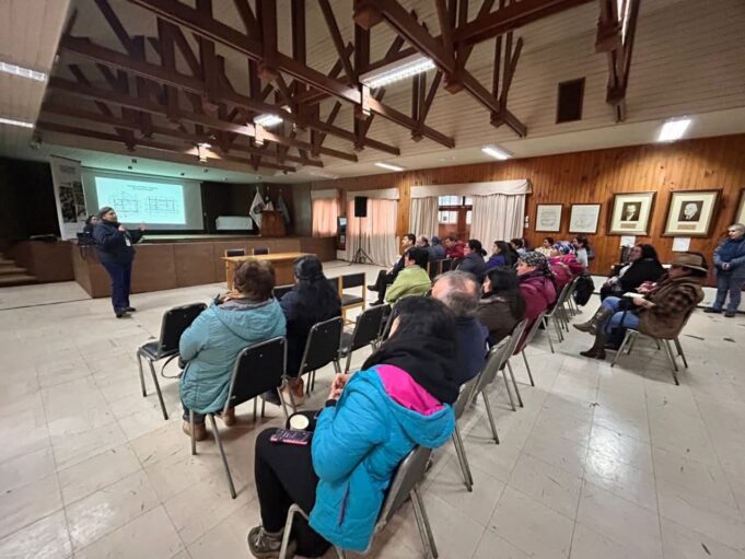 Emprendedores de Freire se informaron acerca de los requisitos para obtener la resolución sanitaria para la comercialización de agroelaborados