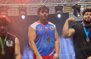 Oriundo de Hualpin: Braulio Moreno sorprende y se corona campeón en torneo nacional de lucha de brazos en Talcahuano