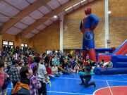 Con una tarde recreativa en el gimnasio del liceo bicentenario celebraron a los niños y niñas de Pitrufquén