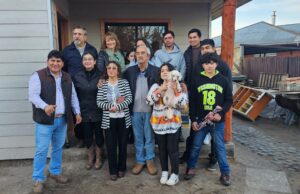 Tras voraz incendio, familia de Pitrufquén inaugura su nueva casa gracias al apoyo de empresario local, Rotary club y comunidad