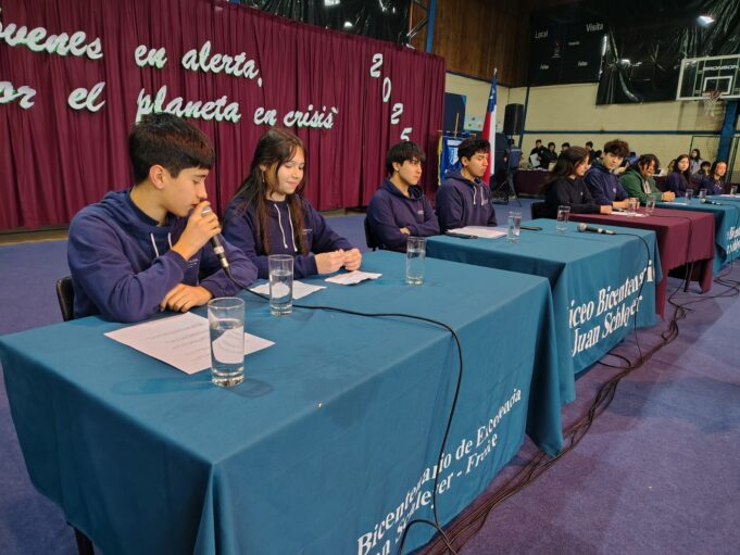 En Freire encuentro interescolar “voces jóvenes en alerta por el planeta en crisis” buscó reflexionar sobre el cuidado del medio ambiente
