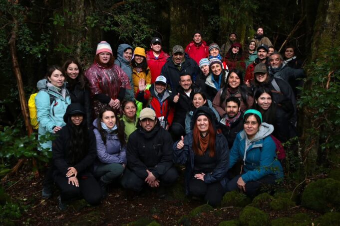 Docentes de escuelas y jardines de Pitrufquén participaron en gira pedagógica al Geoparque Kutralcura en Curacautin