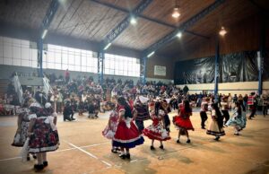 Freire da inicio a las celebraciones de Fiestas Patrias 2025 con esquinazo y cuecada en el centro urbano