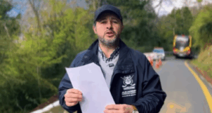 Funcionario muerde la oreja del alcalde de Melipeuco y queda en prisión preventiva