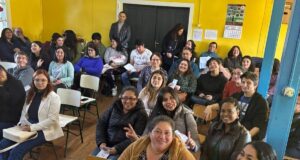 Salud rural de Pitrufquén realizó jornada de educación emocional a padres del colegio Reserva Rain